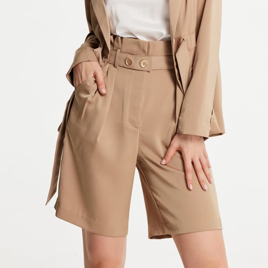 High waist and pleats bermuda shorts - Image 1