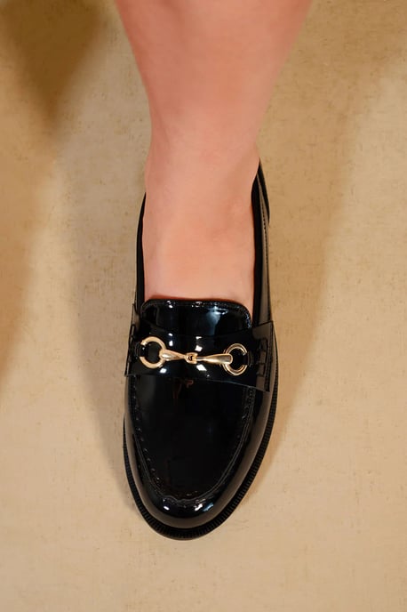 Where's That From Womens 'Guelder' Extra Wide Fit Round Toe Single Metal Bar Loafers