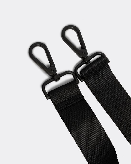 Bolso Barrel Tonal de Fred Perry - Image 4
