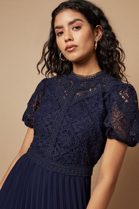 Petite Lace Puff Sleeve Pleated Midi Dress