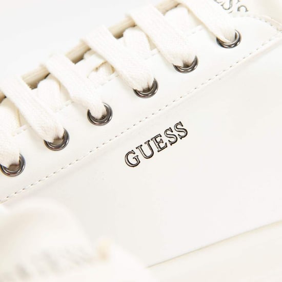 Zapatillas Guess con logotipo clásico para hombre - Image 4