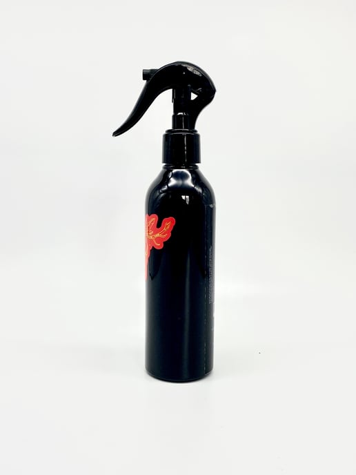 The Heart Notes Furniture Spray 250ml