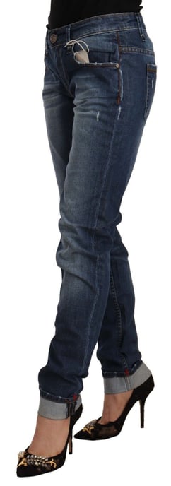 Jeans de mezclilla de cintura media ajustados de mujer Acht, azul desgastado con dobladillo doblado - Image 2
