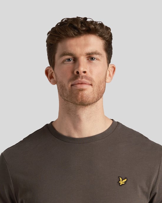 Camiseta lisa gris metalizada flameada de Lyle & Scott - Image 4