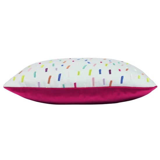 Funda de Cojín Bordada Dolly Mixture para Niños de Prestigious Textiles - Image 3