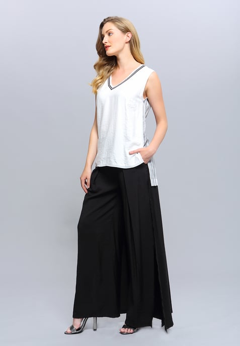Long V-Neckline Bi-Material Top - Image 6