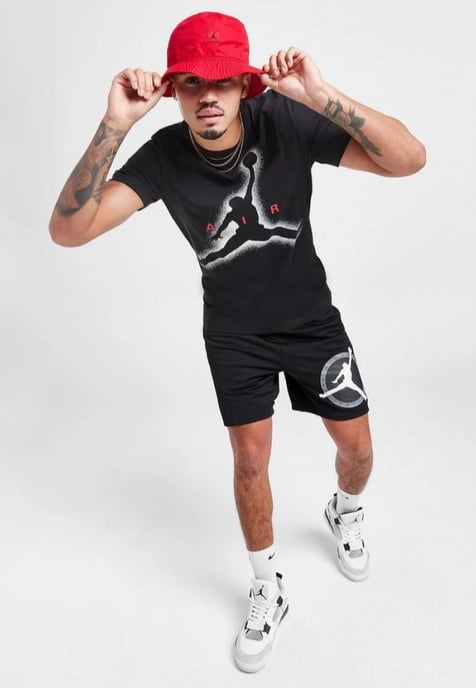 Camiseta negra con gráfico grande para hombre Nike Air Jordan - Image 4