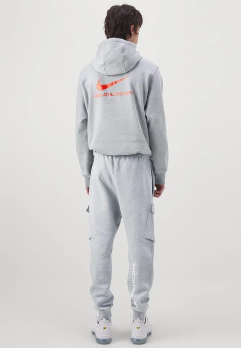 Chándal Nike Athletic Fleece Cargo Gris para Hombre - Image 2