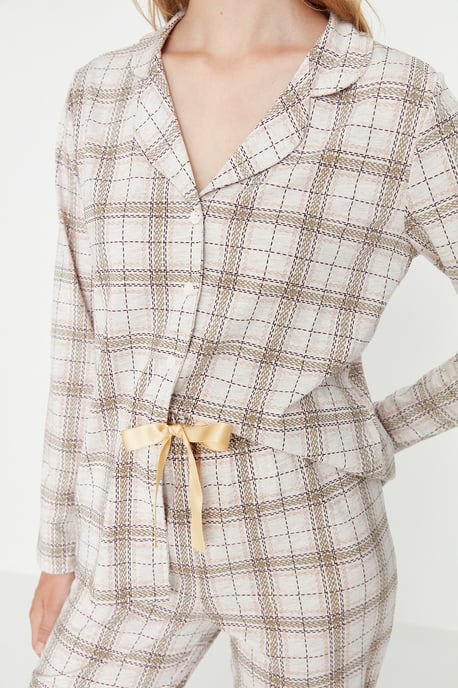 Trendyol Women's Pajama Set - Image 2
