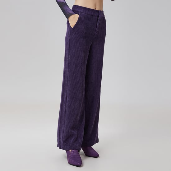 Velvet straight pants - Image 4
