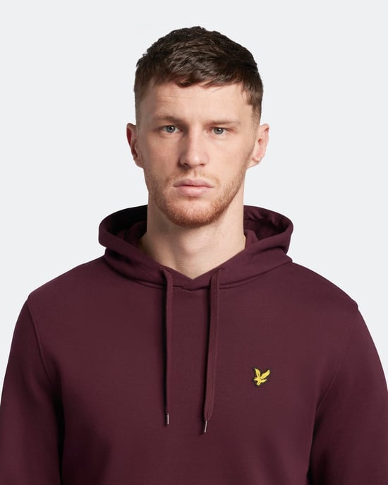 Sudadera con capucha color borgona con la marca Lyle & Scott - Image 5