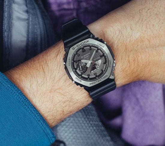 Reloj Casio G-shock para Hombre en Negro GM-2100BB-1AER - Image 5