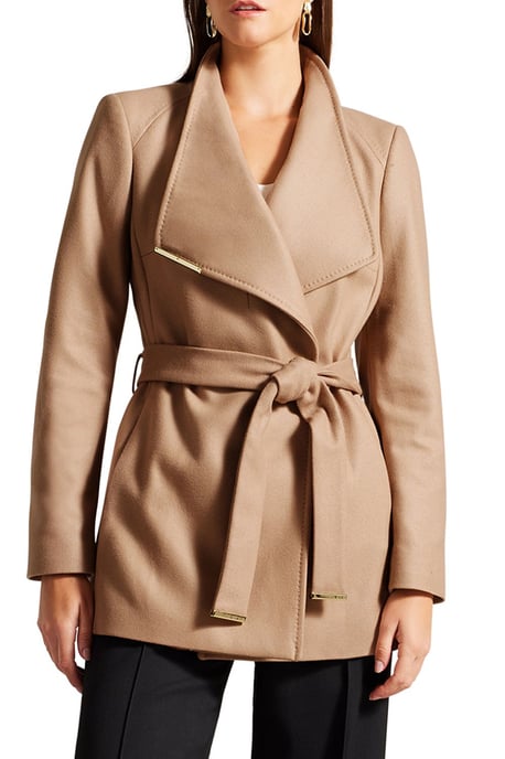Abrigo Beltemado Rosess Color Camel - Image 2