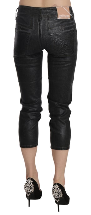 Pantalones de mezclilla recortados de mujer John Galliano, negro lavado, de cintura media y pierna ajustada. - Image 4