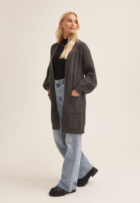 Cable Knit Pocket Edge to Edge Cardigan