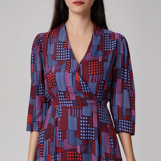 Graphic Print V Neckline Midi Wrap Dress - Image 6