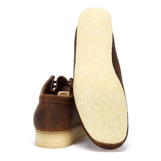 Zapatos de cuero marrones para hombres Clarks Originals Wallabee - Image 4