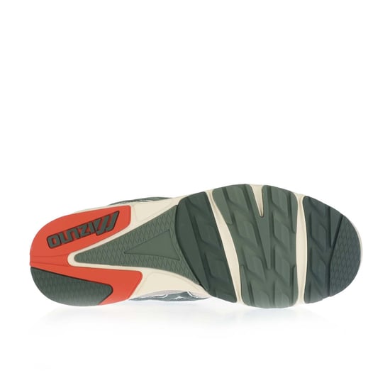 Men's Mizuno Sky Medal Premium Trainers in Sand