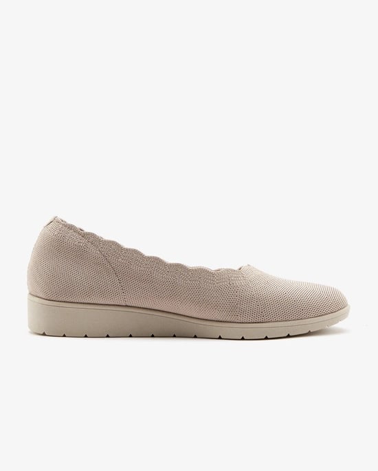 Skechers Cleo Flex Wedge Women’s Shoes in Taupe