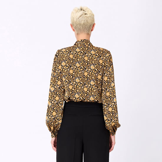 Ascot-tie blouse and Art-Deco print - Image 6