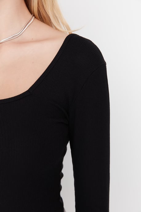Trendyol Women's Bodysuit - Image 3