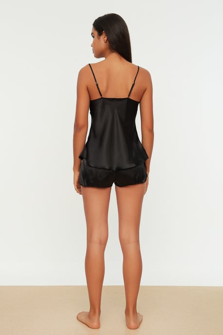 Trendyol Women's Scoop neck Pajama Set - Image 6