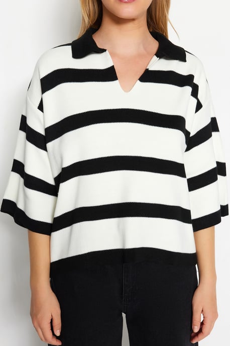 Trendyol Women's Striped Sweater - Image 4