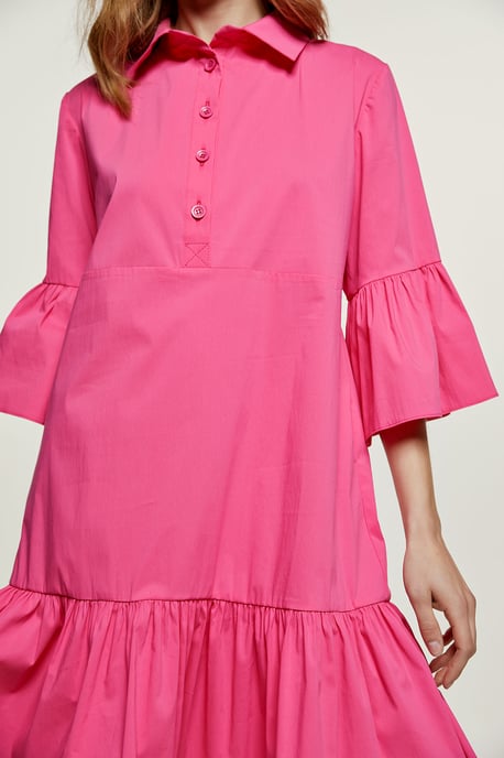 Vestido fucsia con mangas acampanadas y dobladillo con volantes - Image 5