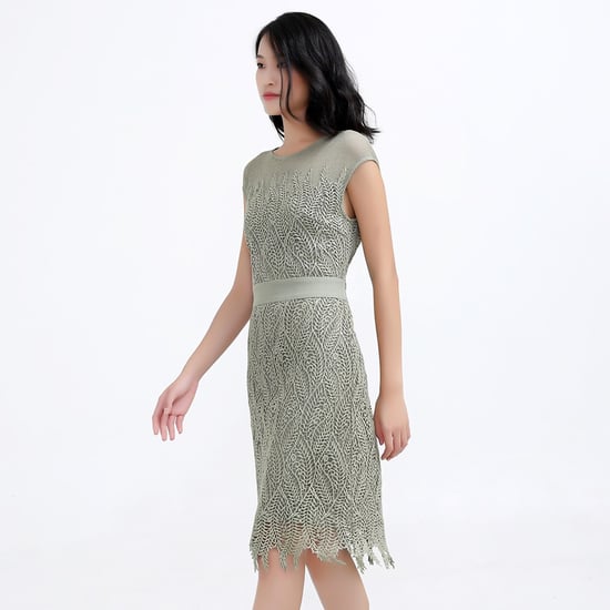 Fitted dress in macro lace and tulle - Image 4