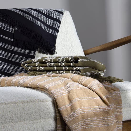 Höem Jour Boucle Yarn Woven Fringed Throw
