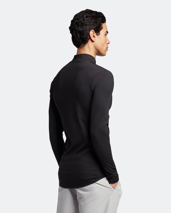 Lyle & Scott Golf Technical Baselayer in Black - Image 3