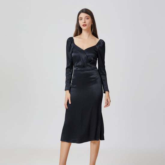 Heart cleavage satin dress - Image 1