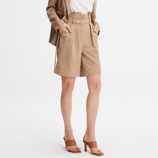 High waist and pleats bermuda shorts - Image 2