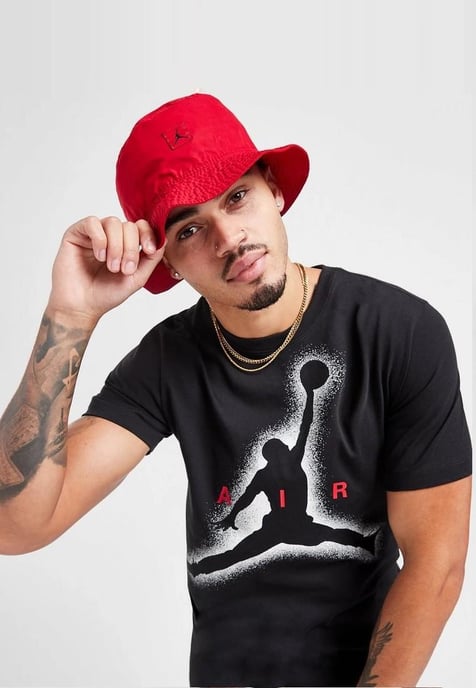 Camiseta negra con gráfico grande para hombre Nike Air Jordan - Image 3