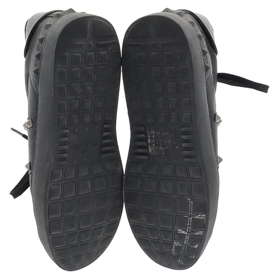 Valentino Garavani Rockstud Lace-Up Sneakers in Black Calfskin Leather - Image 6