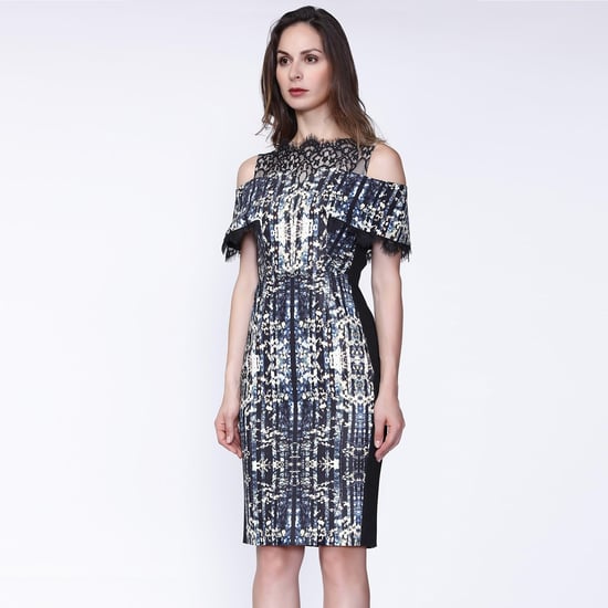 Short printed cocktail dress, with bardot neckline and lace garnish - Image 1