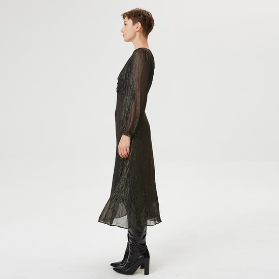 Midi dress golden glint effect and V neckline - Image 4
