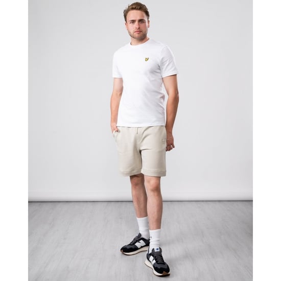 Camiseta blanca con logo en el pecho de Lyle & Scott - Image 3