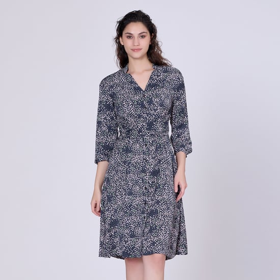 Minimalist printed tea dress and 3/4 sleeves
