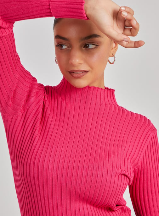 Heart Sleeve Detail Ribbed Top