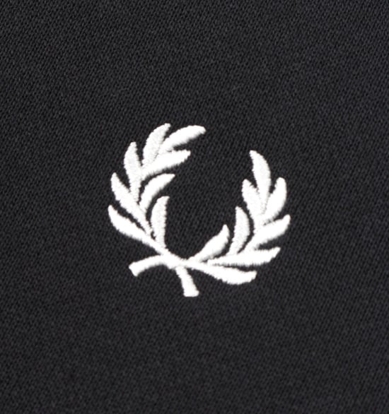 Sudadera con capucha para hombre Fred Perry con detalles en negro - Image 4