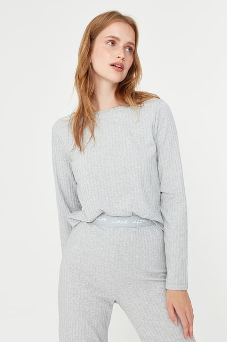 Trendyol Women's Crew neck Pajama Set - Image 4