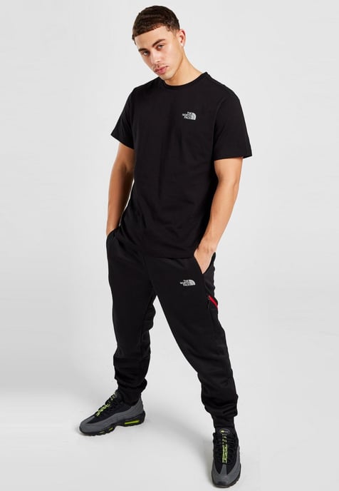 Camiseta The North Face Simple Dome Reflective Logo en negro - Image 4