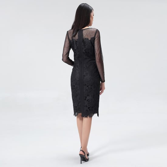 Macro lace cut-to-fit dress and tulle sleeves - Image 2