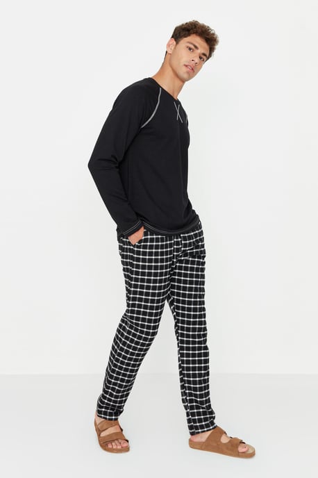 Trendyol Men's Crew neck Pajama Set - Image 2
