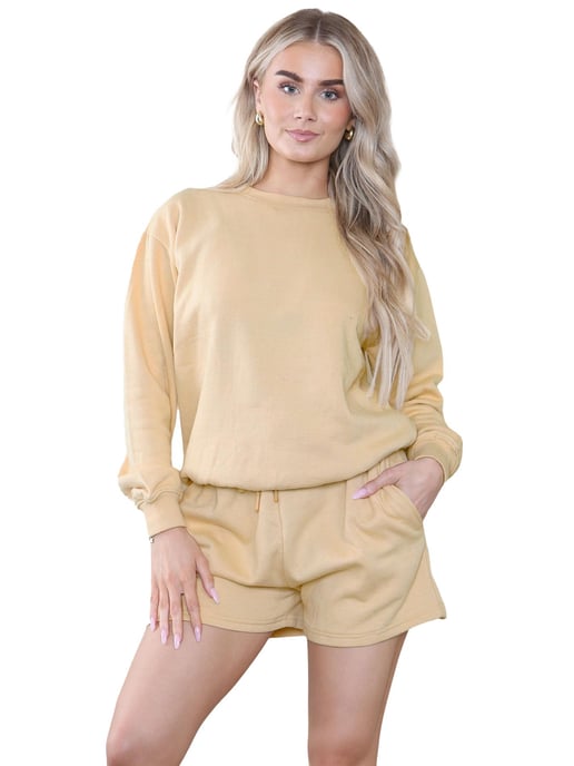 Kruze | Conjunto de chándal de sudadera y pantalón corto para mujer - Image 1