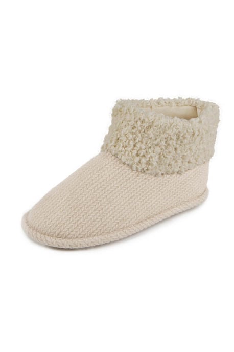 Cream Cable Knit Boot Slippers