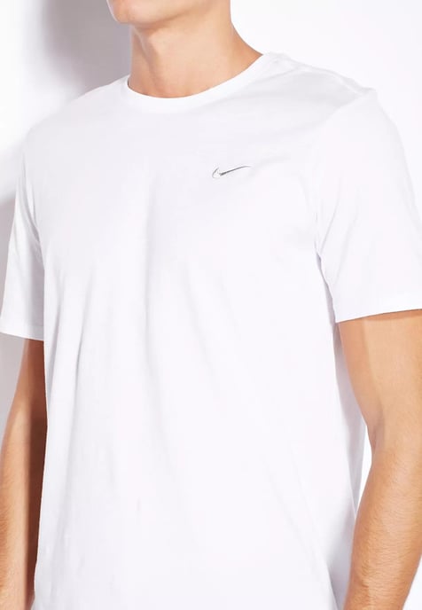 Nike Hombre Camiseta con logo bordado Blanco - Image 3