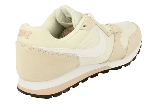 Zapatillas Nike MD Runner 2 blancas - Image 3