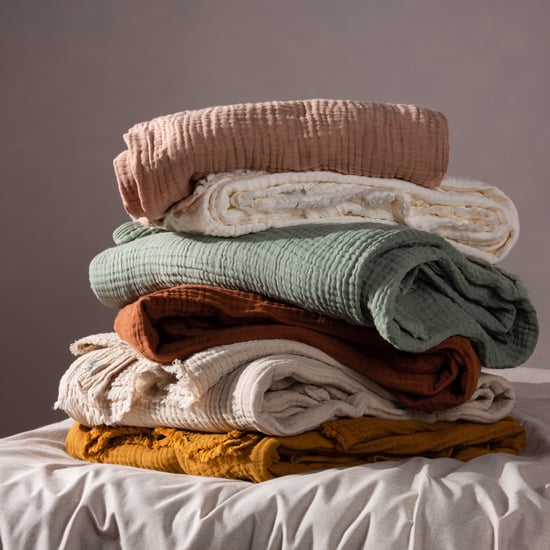 Höem Morni Woven Yarn Tasselled Throw